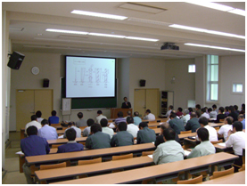 講演風景（北海道大学大学院　千歩教授）